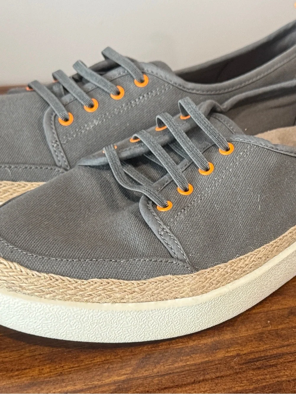 Vionic secure espadrille sneakers